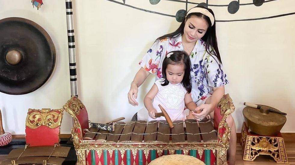 Instagram.com/therealmomogeisha