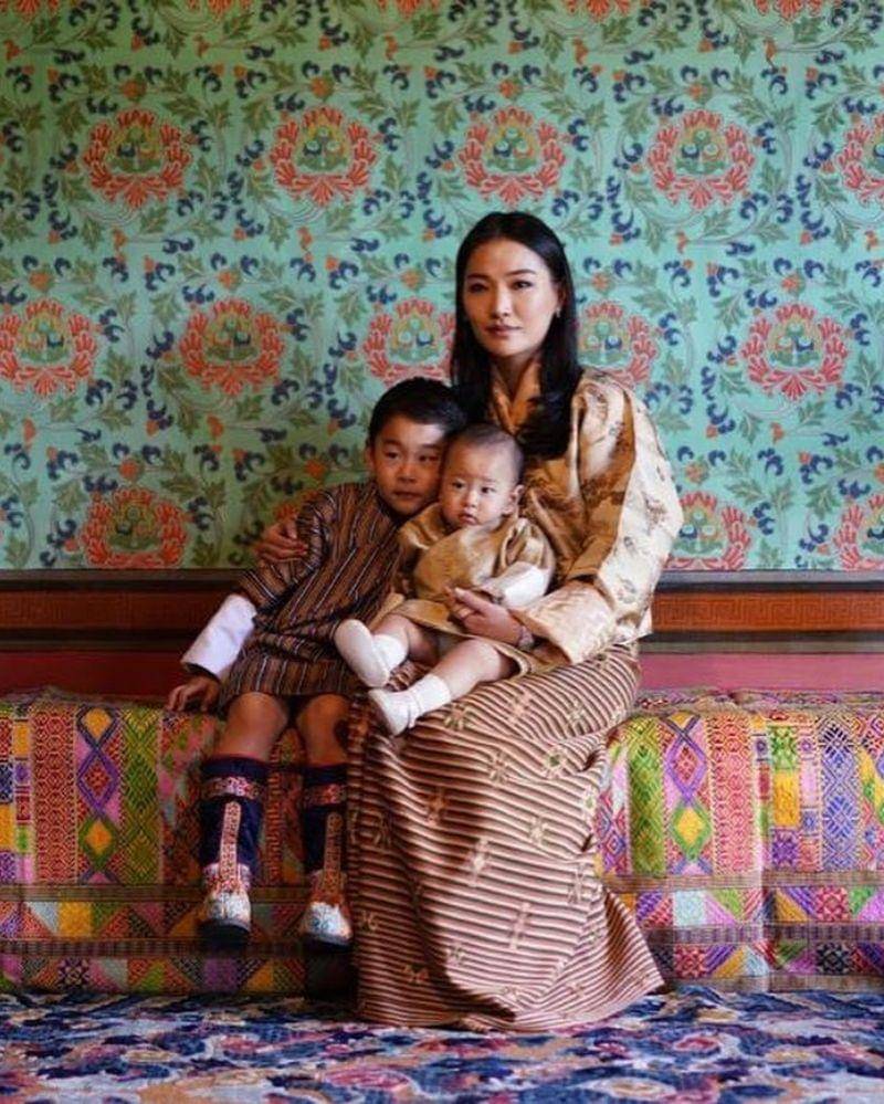 Instagram.com/queenjetsunpema