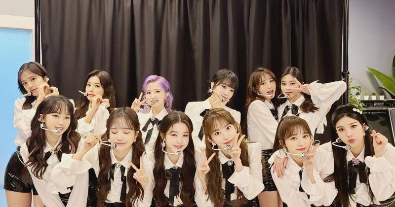 Twitter.com/official_izone