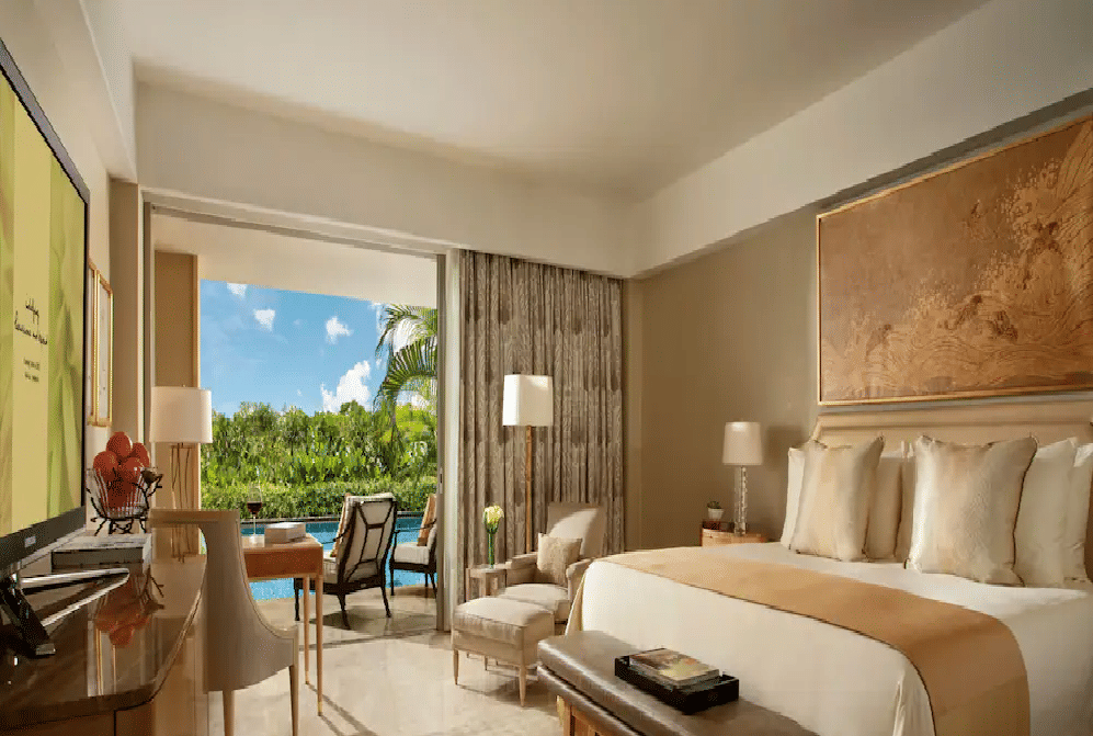 7 Rekomendasi Resort di Bali Utara, Tawarkan View Menawan