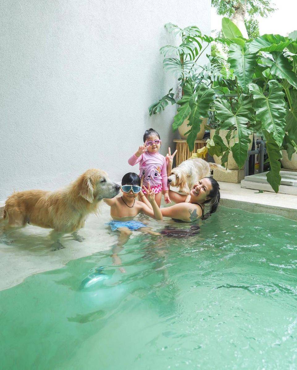 Instagram.com/mrssharena