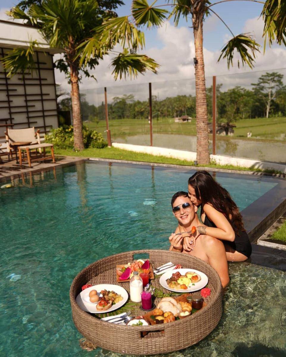 Instagram.com/mike_lewis