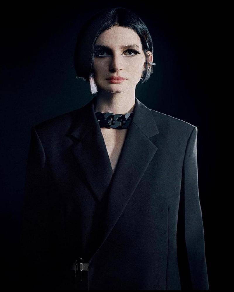 instagram.com/meadowwalker