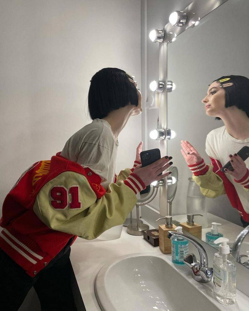 instagram.com/meadowwalker