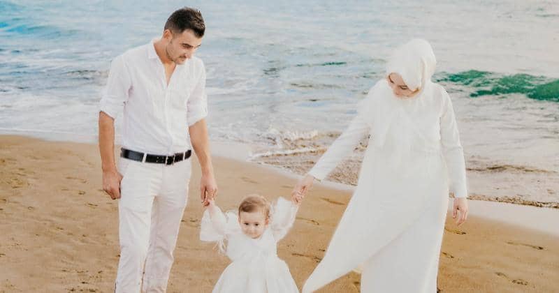 Keuntungan Punya Suami yang Saleh, Bisa Terus Bertanggung Jawab