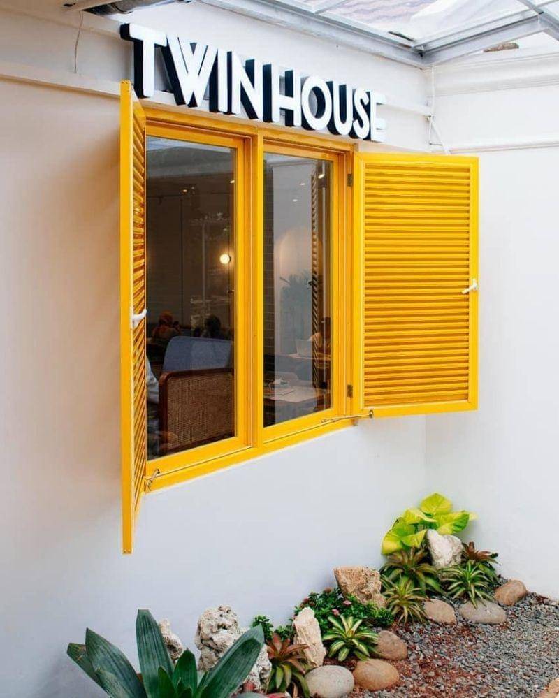 Instagram.com/twinhouse.id