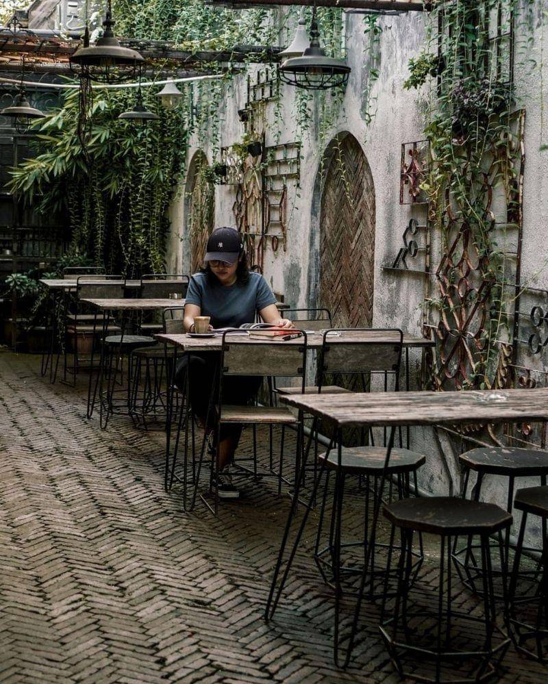 Instagram.com/blackbarncoffee