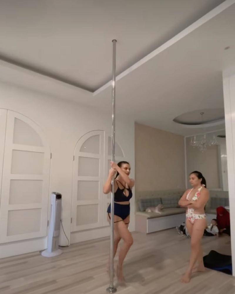 instagram.com/vanessaangelofficial