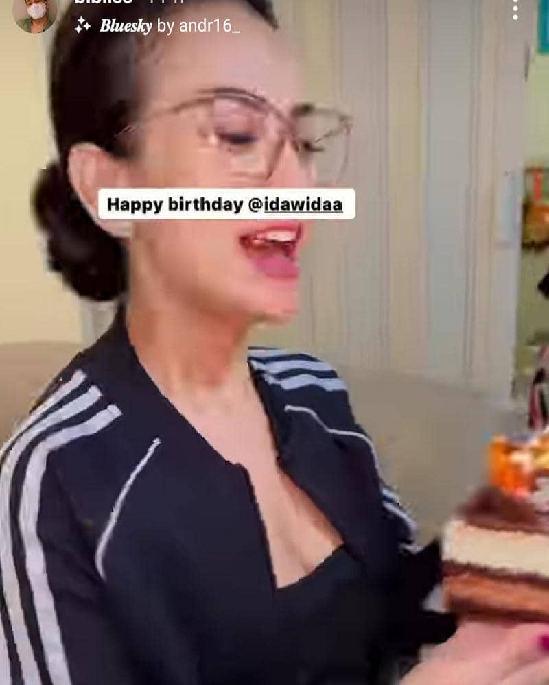 instagram.com/vanessaangelofficial