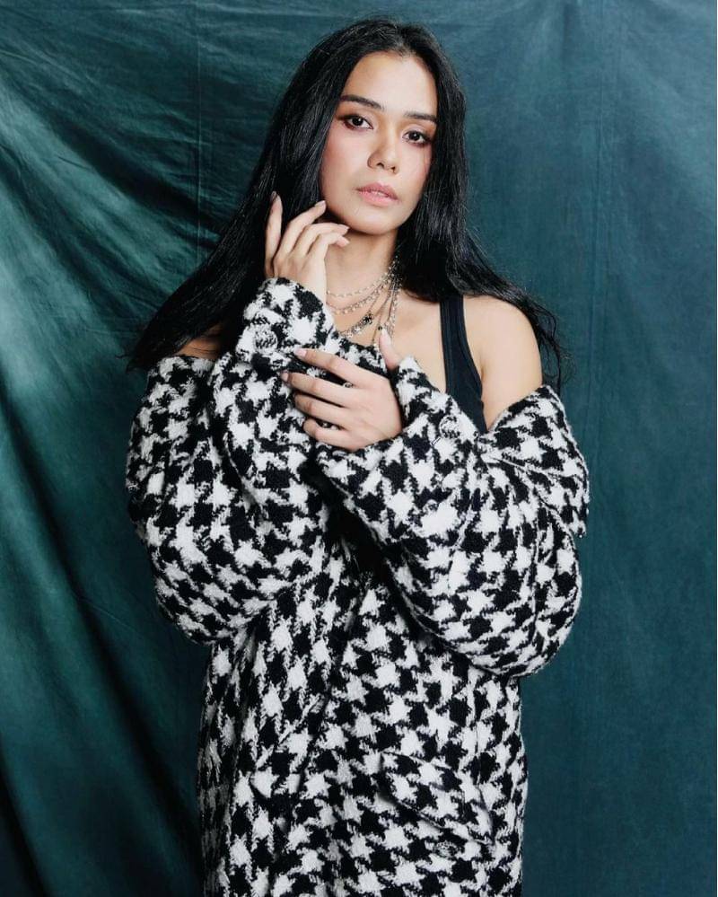 Instagram.com/Adiniawrst