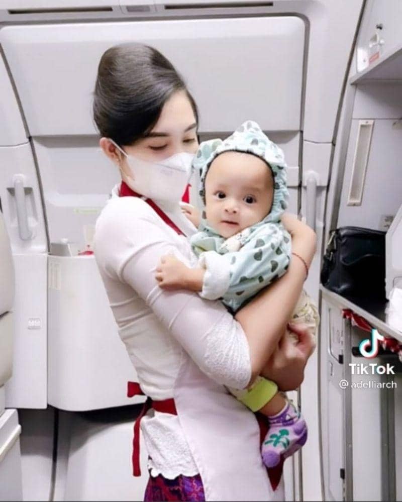 TikTok.com/adelliarch