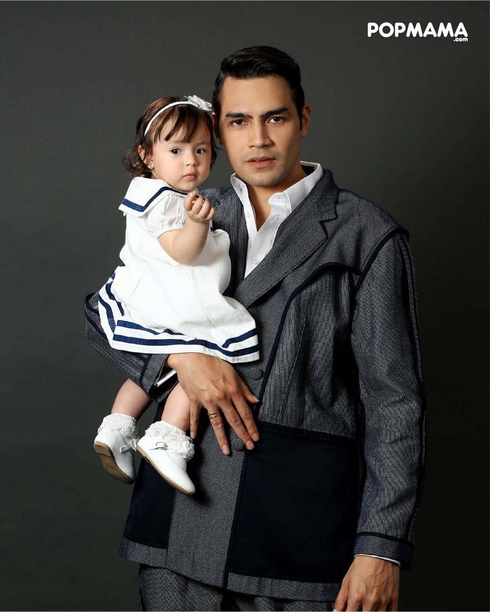 Popmama.com/Michael Andrew