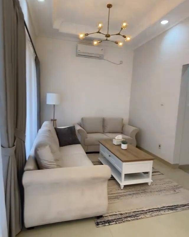 Instagram.com/kikysaputrii