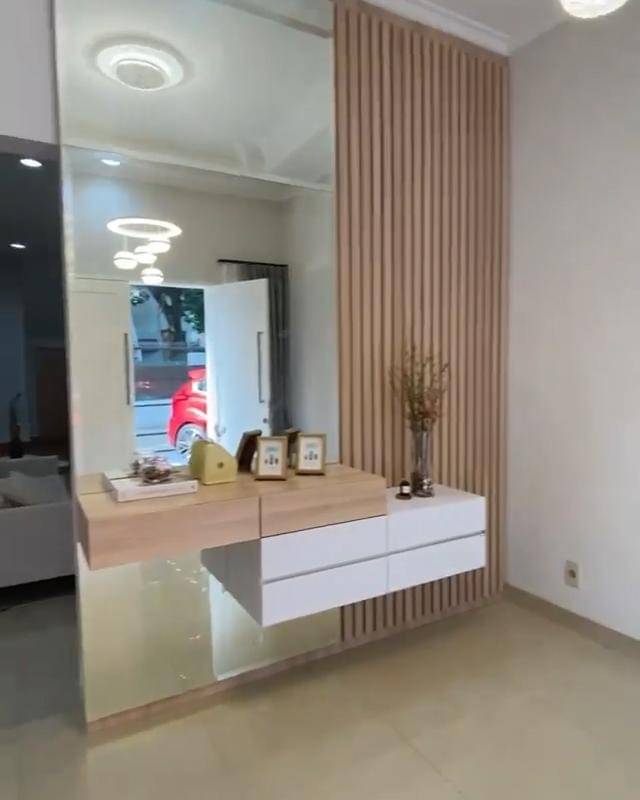 Instagram.com/kikysaputrii