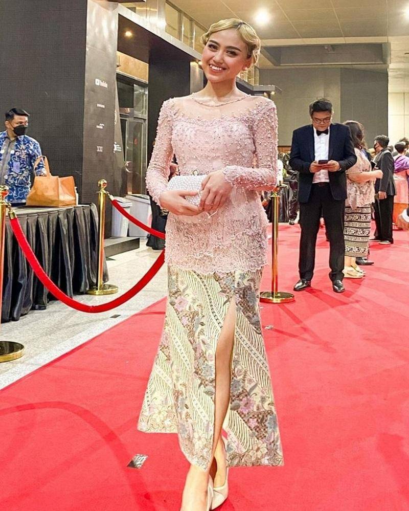 instagram.com/jkt48sisca