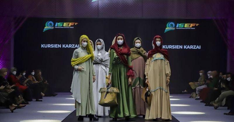 Modest Fashion Indonesia Sharia Economic Festival (ISEF)
