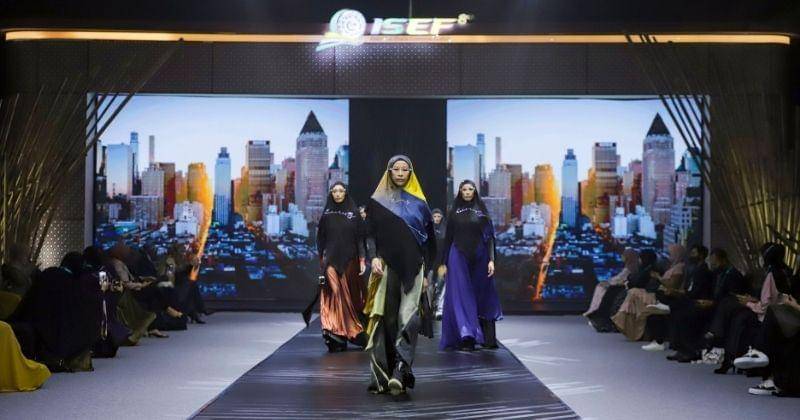 Modest Fashion Indonesia Sharia Economic Festival (ISEF)