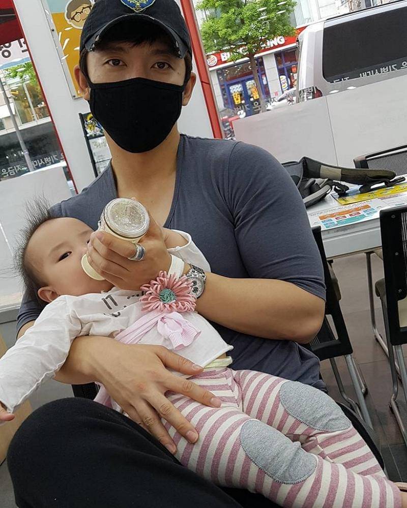 instagram.com/kitaeyoung