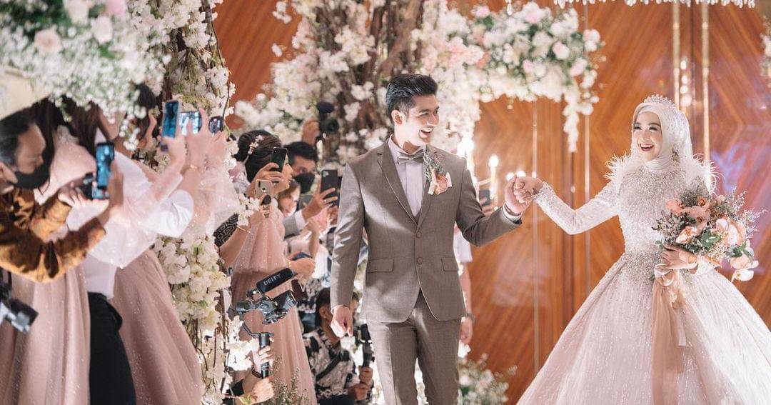 Instagram.com/riaricis1795