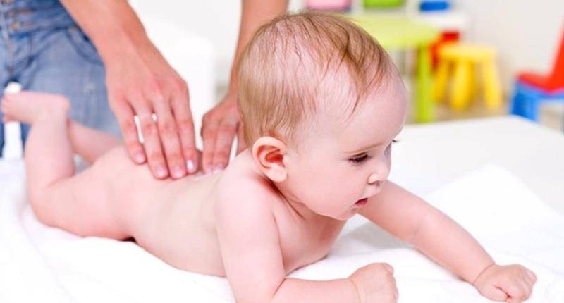 joker with card - maxpixel.freegreatpicture.com