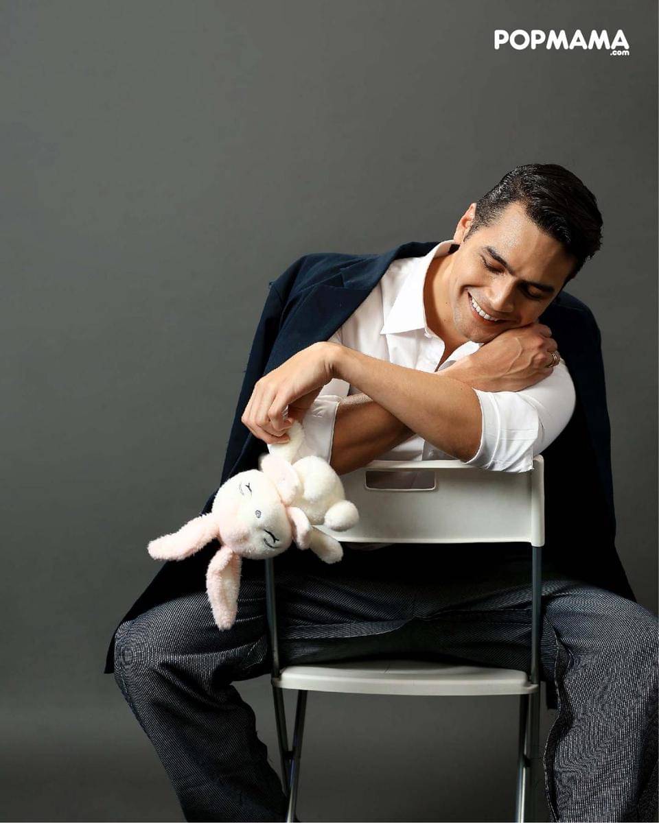 Popmama.com/Michael Andrew