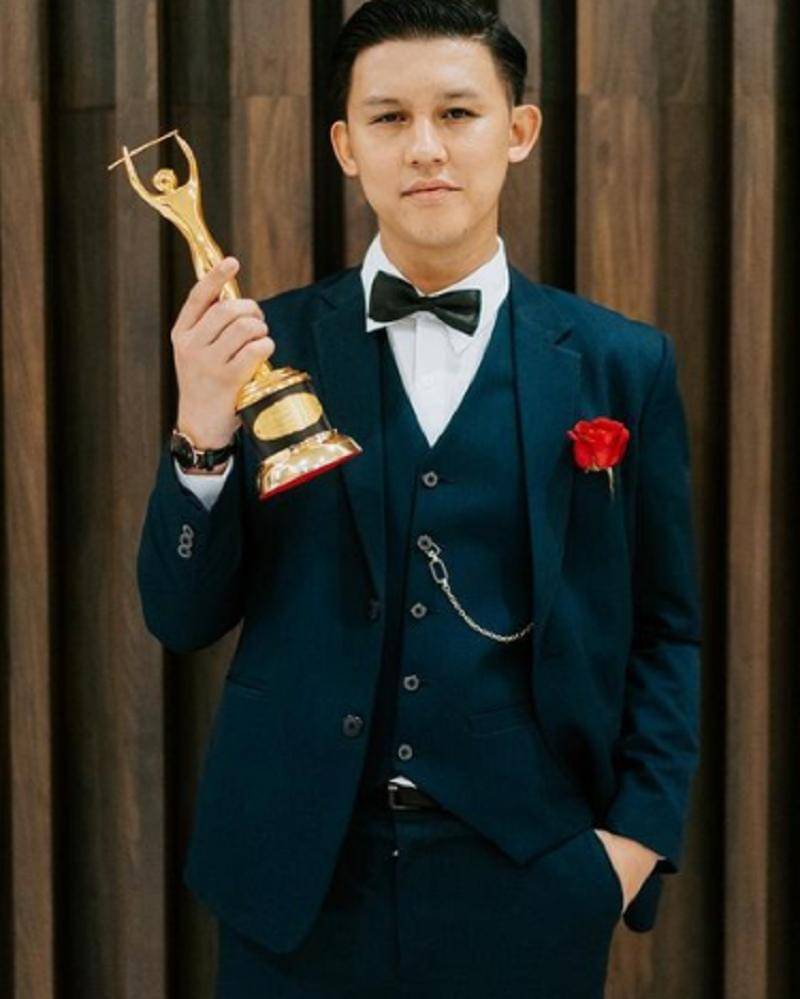 instagram.com/jevinjulian