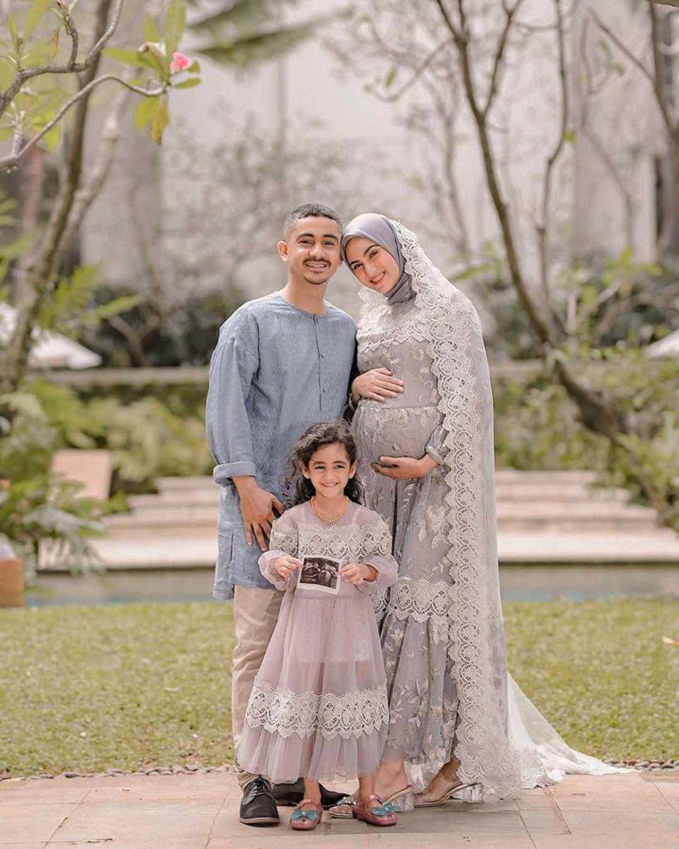 Instagram.com/miraagile