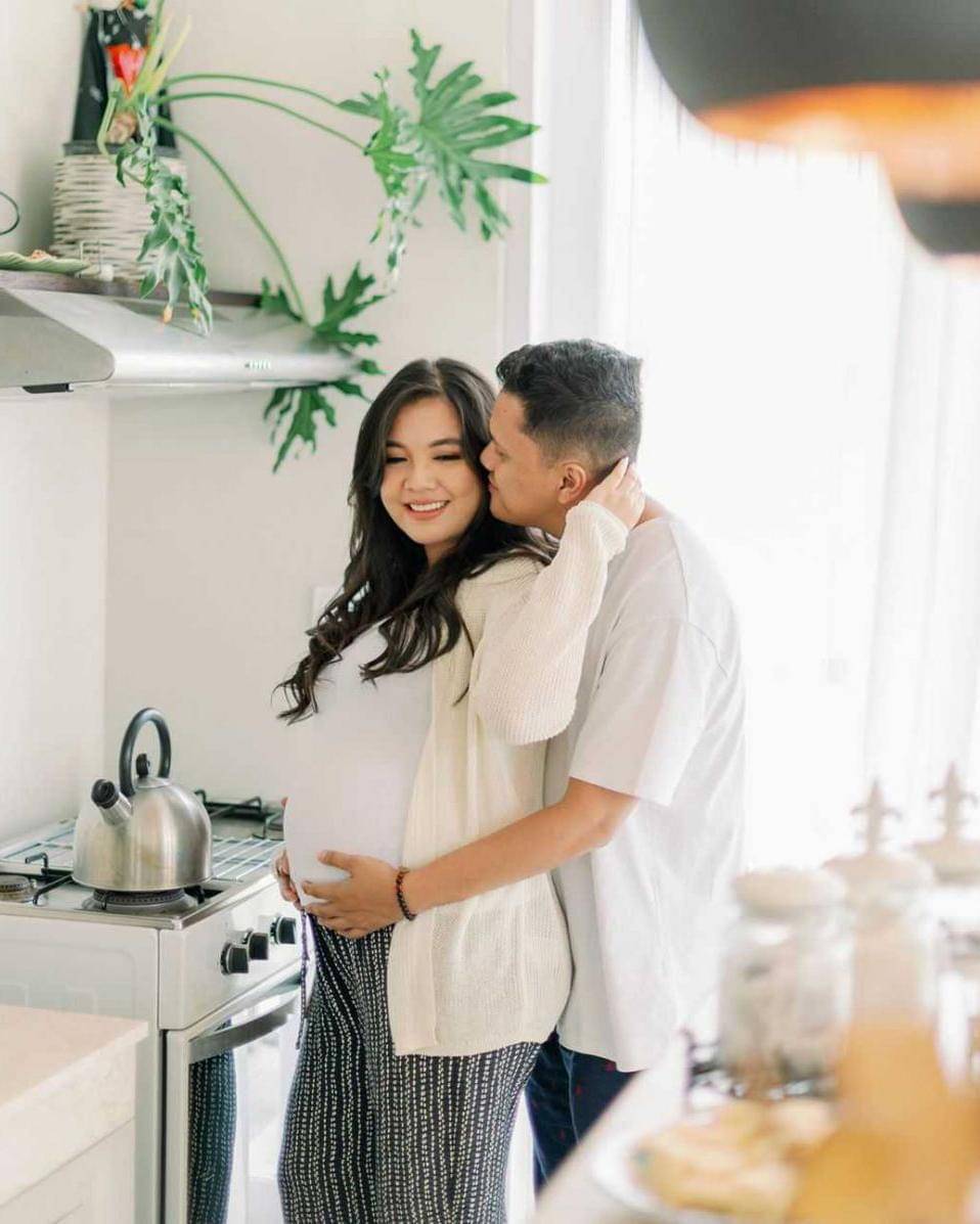 Instagram.com/tiarapangestika