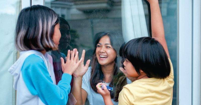 Instagram.com/ernest_cokelat