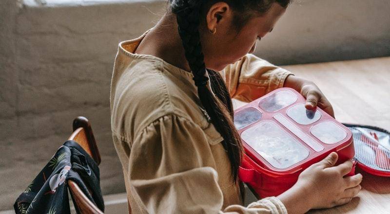 Pexels/Katerina Holmes