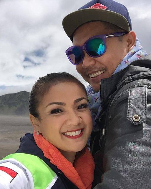 Instagram.com/nirinazubir_