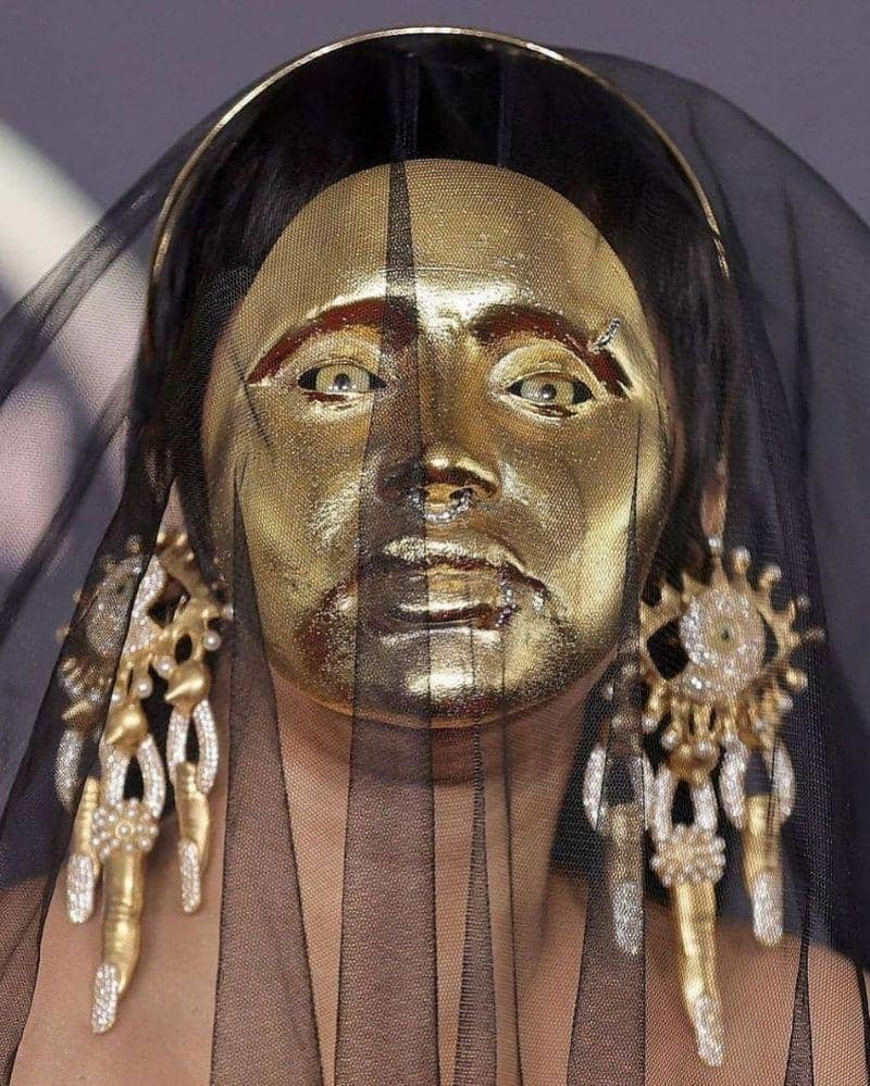 Instagram.com/crazyforcouture