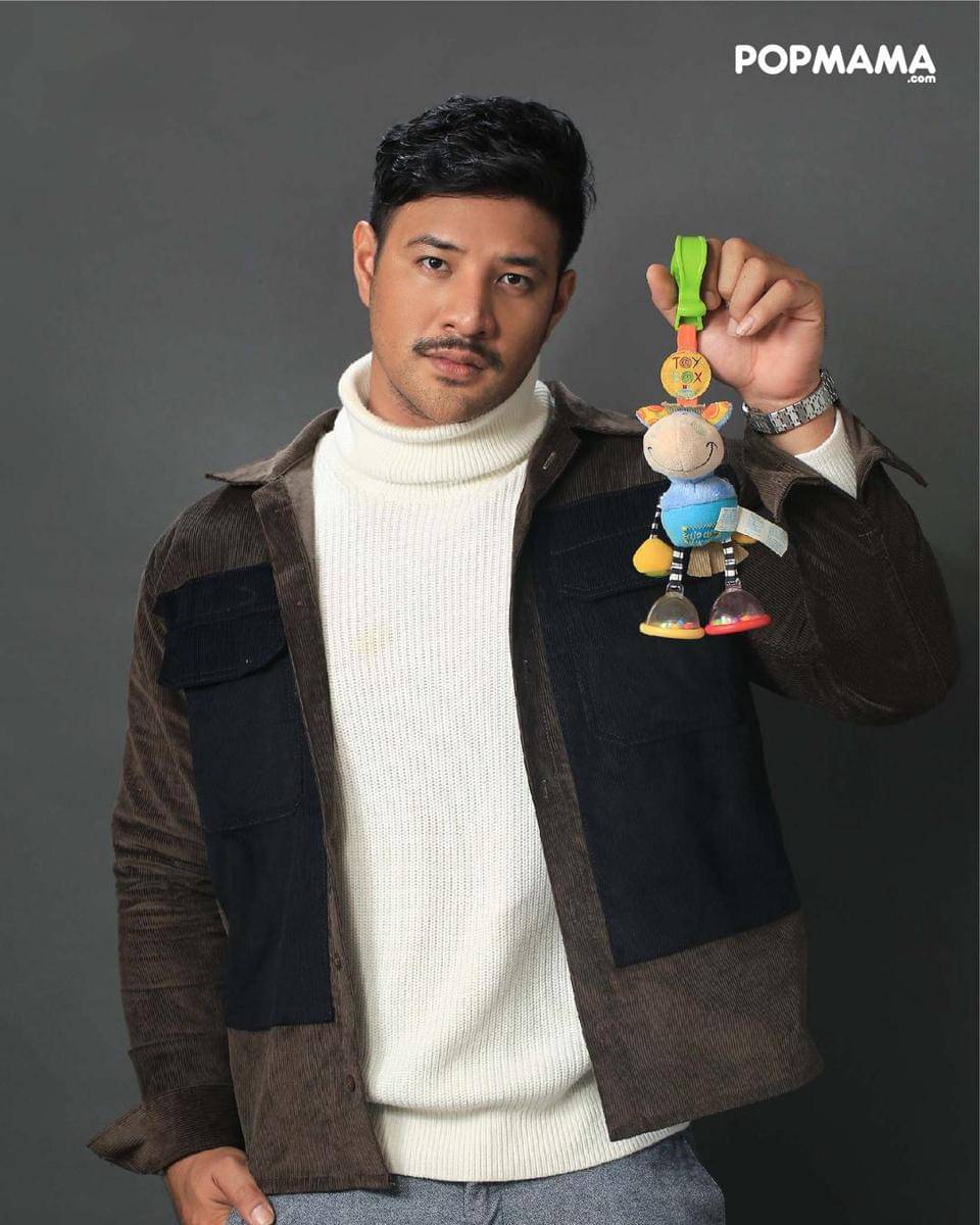 Popmama.com/Michael Andrew