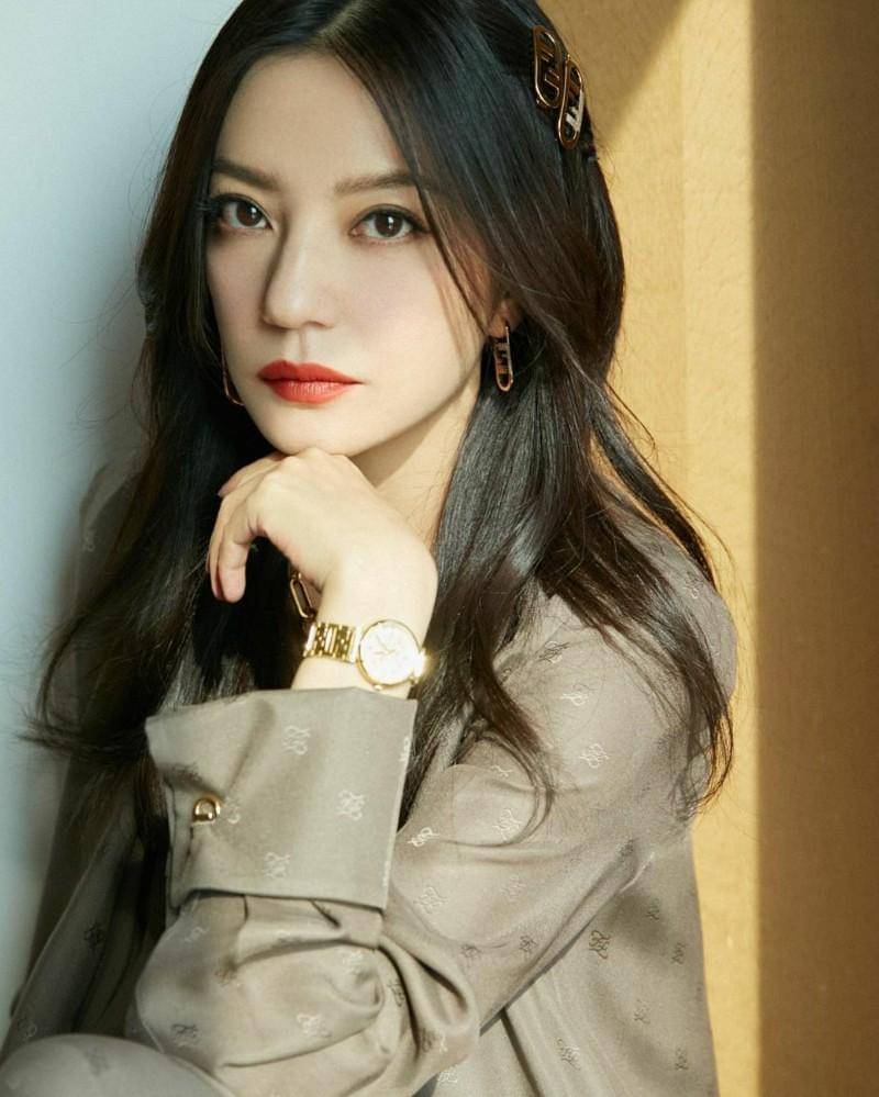 Instagram/vicki_zhaowei