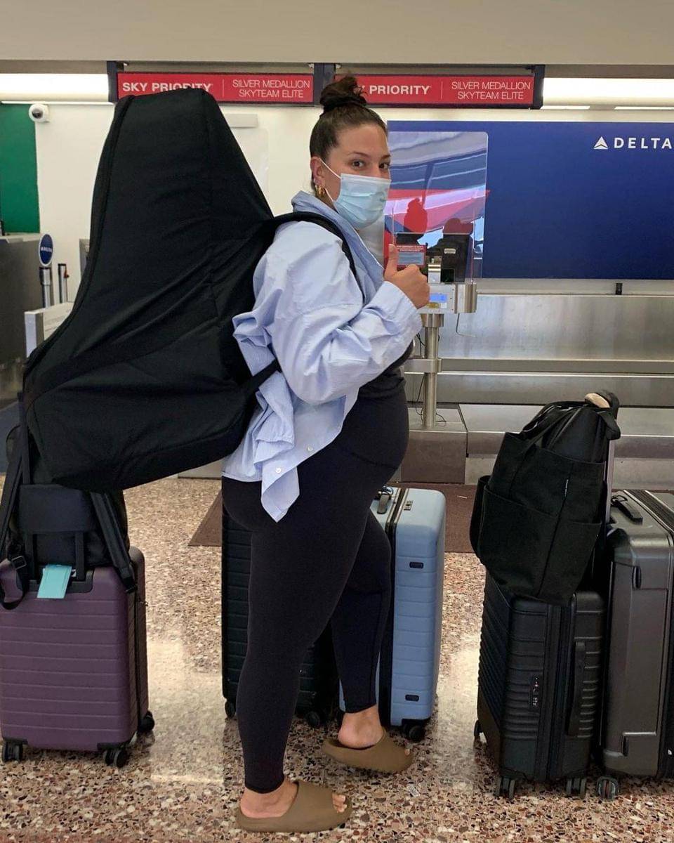 Ashley Graham OOTD - Instagram.com/@ashleygraham