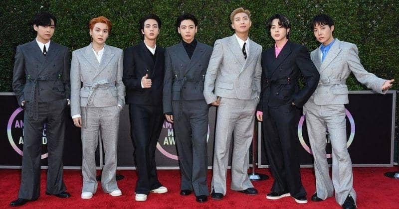 Menangkan 3 Penghargaan, Ini Potret Fashion BTS di AMAs 2021
