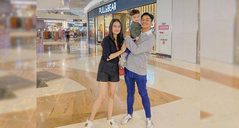 Potret keluarga Adly Fairuz dan Angbeen Rishi - instagram.com/angbeenrishi