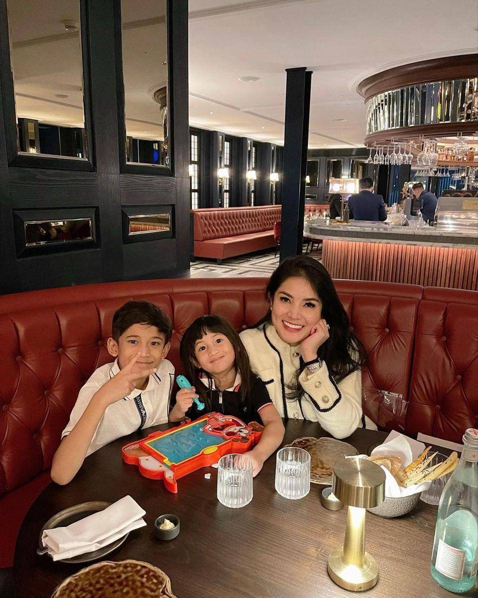 Instagram.com/nindyayunda