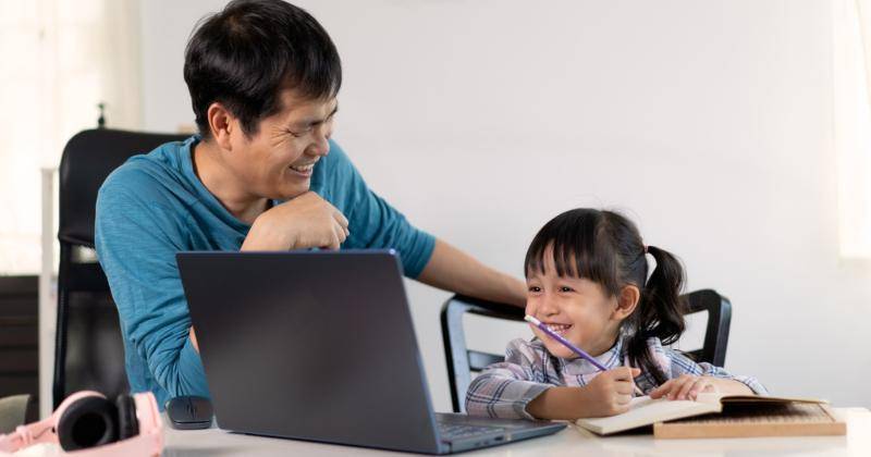 Shutterstock/SUKJAI PHOTO
 - Shutterstock/SUKJAI PHOTO