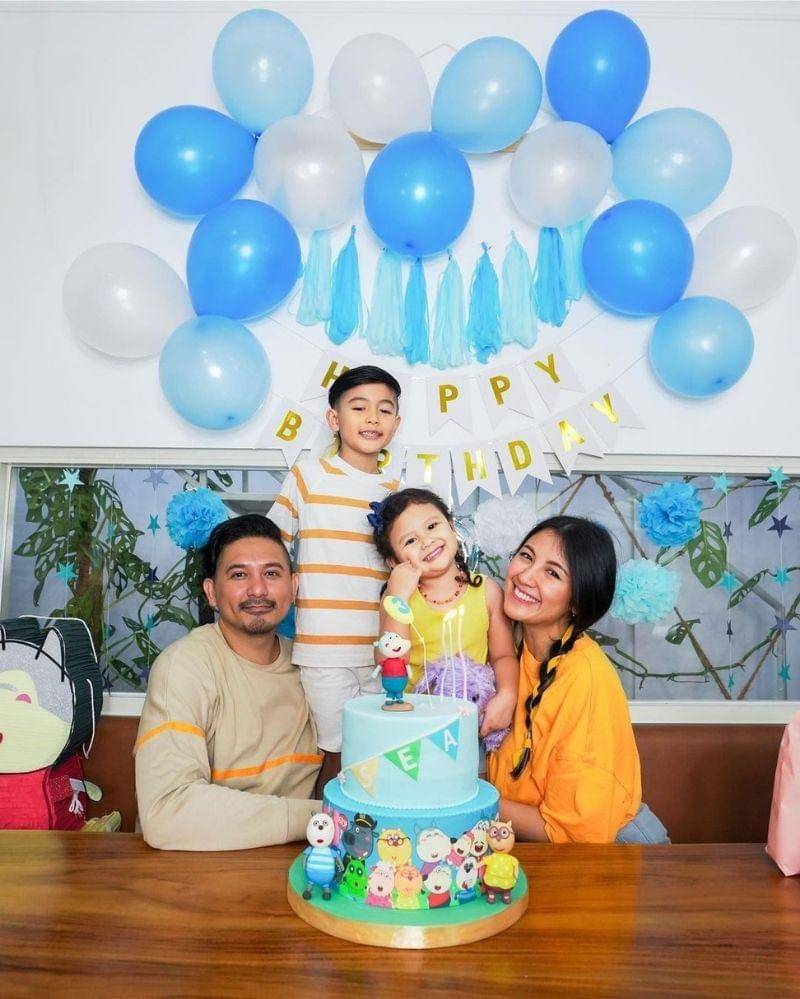 Instagram.com/mrssharena