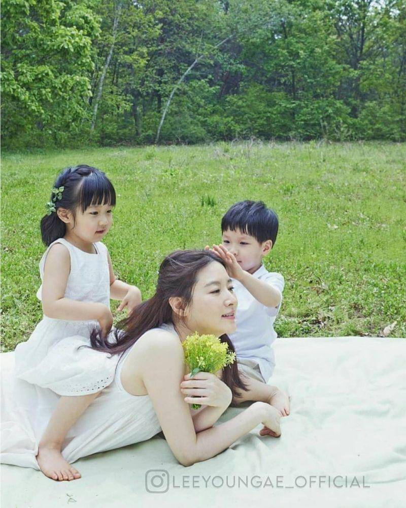 Instagram.com/leeyoungae_official