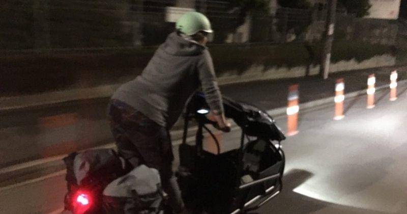 Facebook.com/JulieAnneGenter