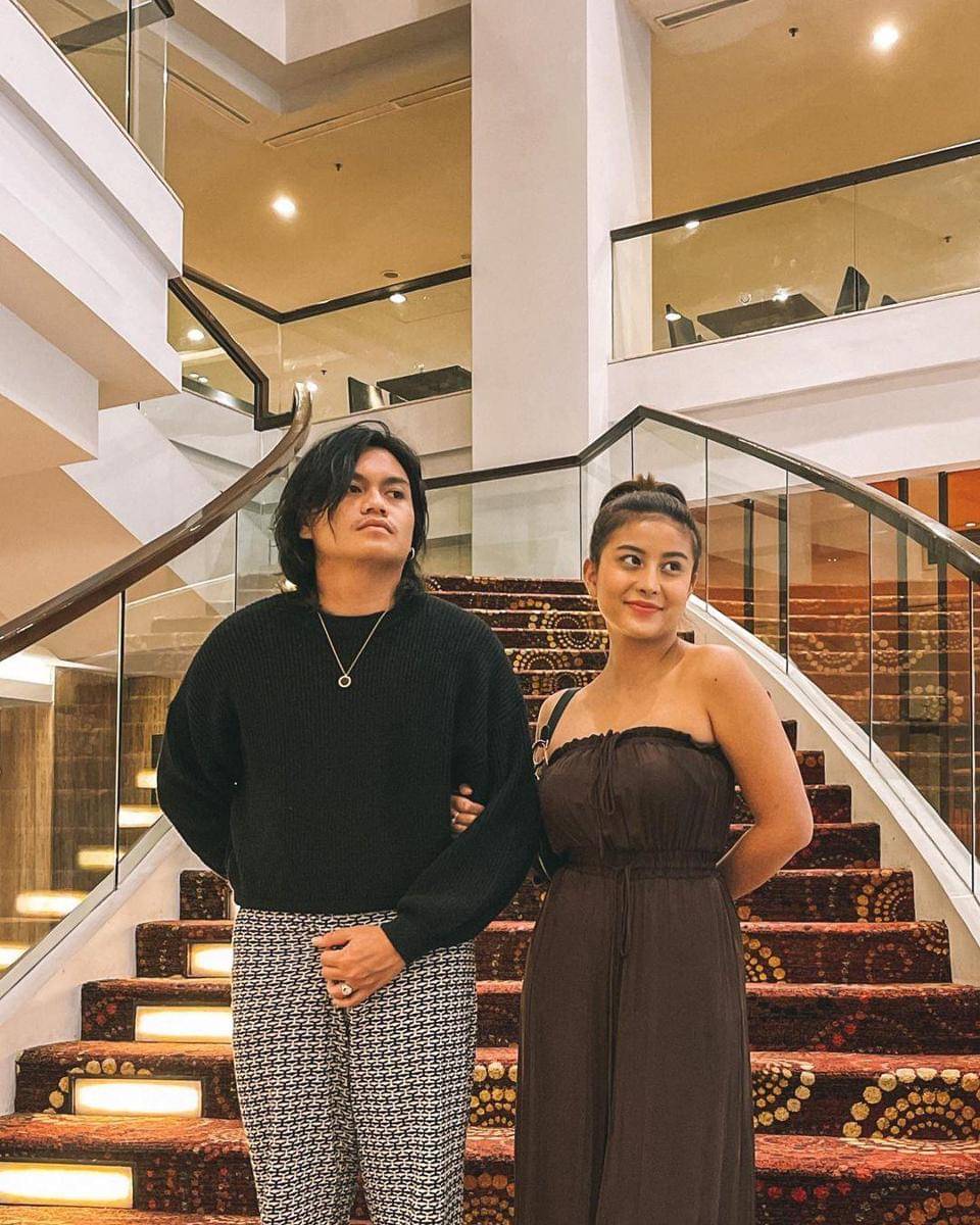 Instagram.com/awkarin