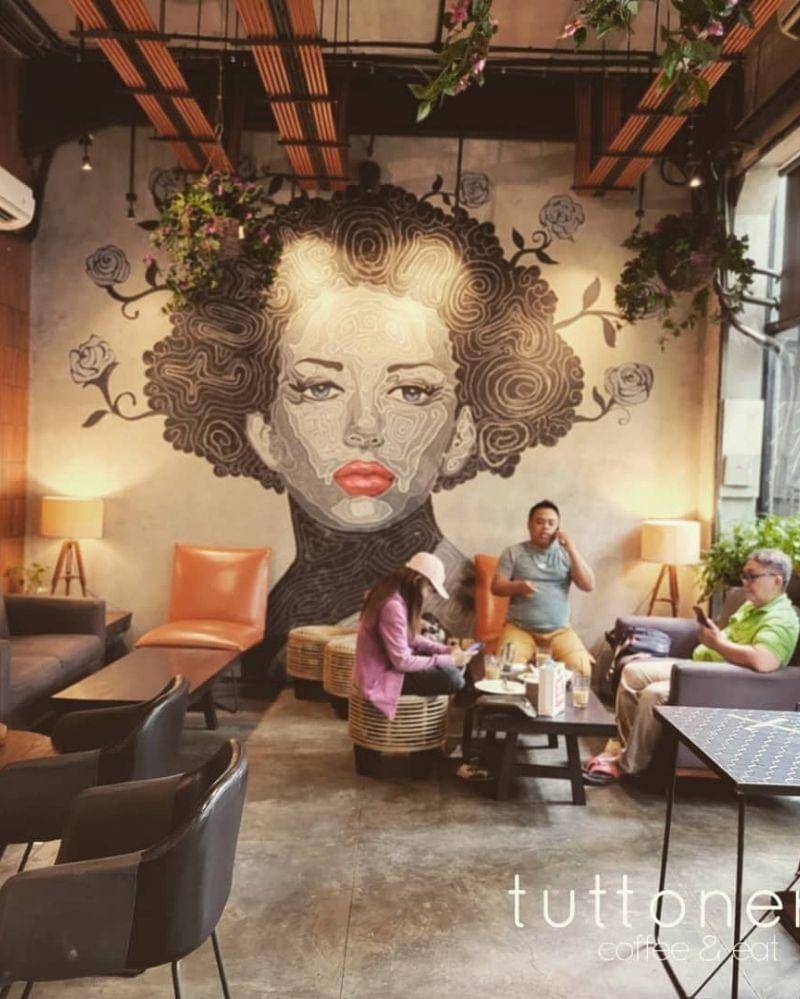 Instagram.com/tuttonerocafe