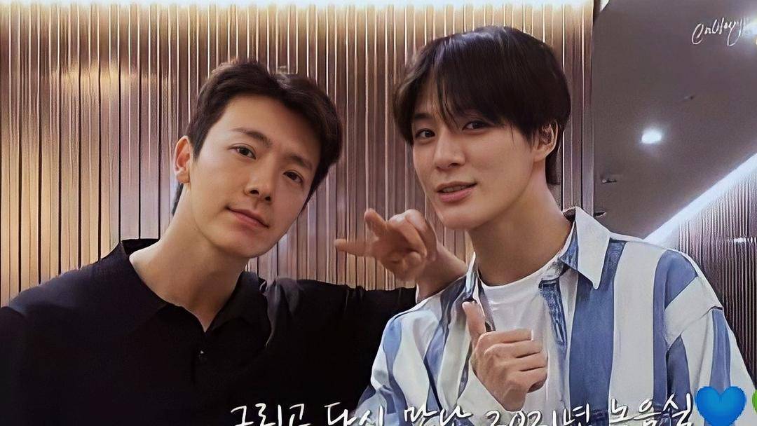 Twitter.com/SMTOWNFESSAREA