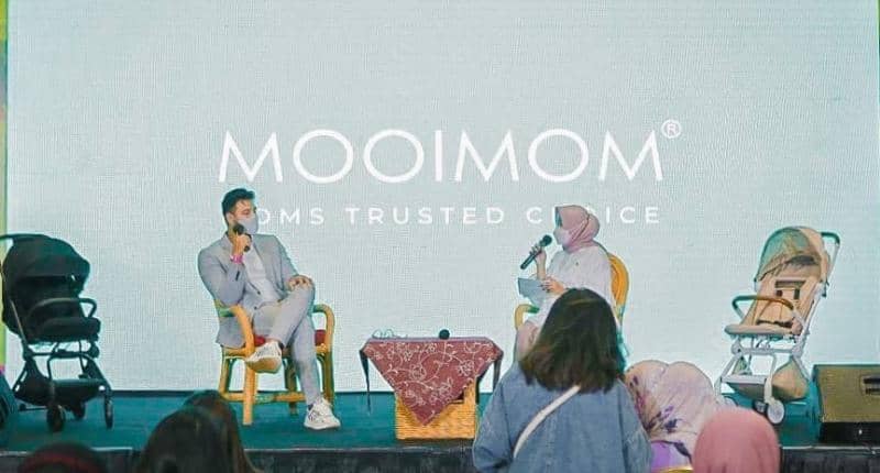 Ammar Zoni dalam acara peluncuran MOOIMOM One Hand Fold Stroller - Instagram/mooimom.id