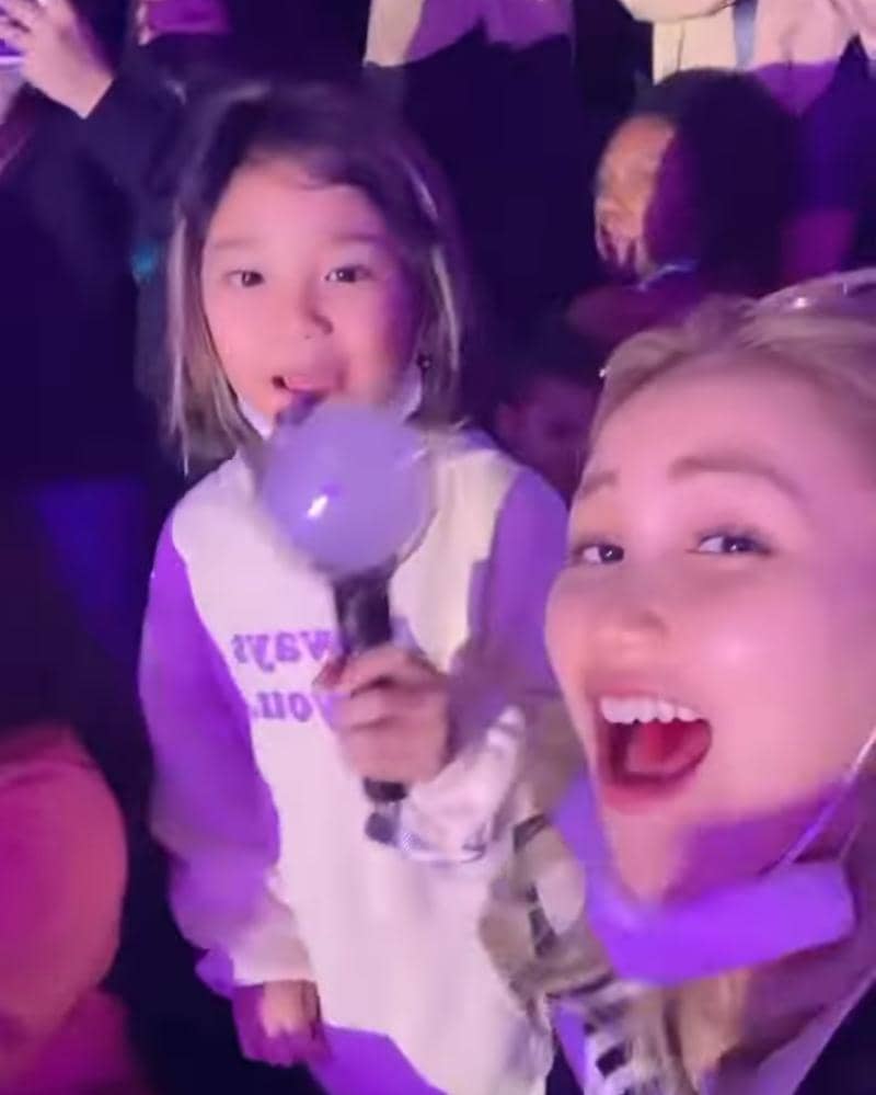 Instagram.com/ayutingting92