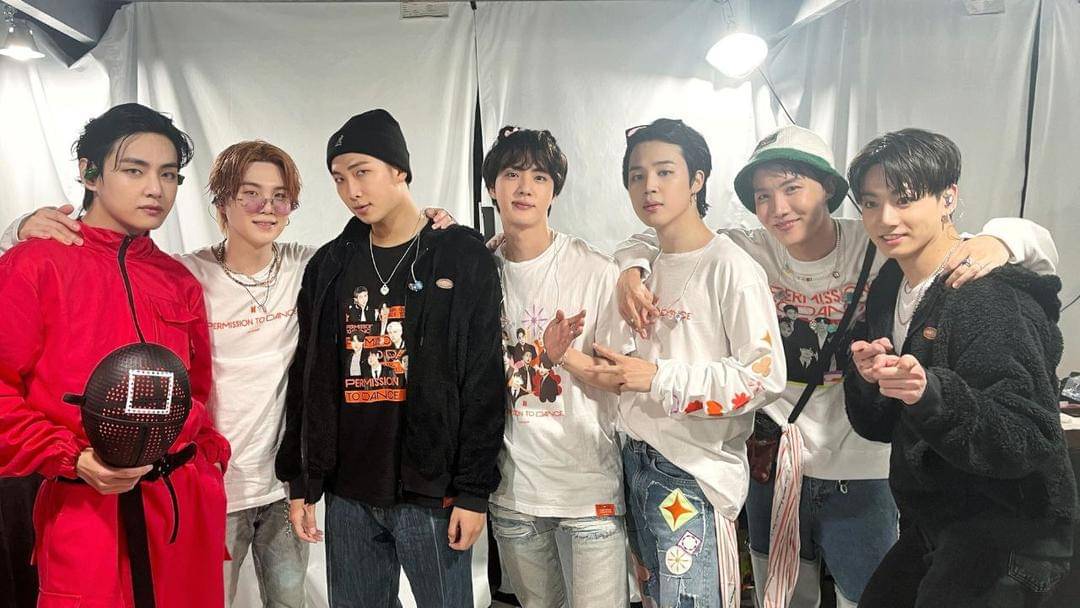 twitter.com/bts_bighit