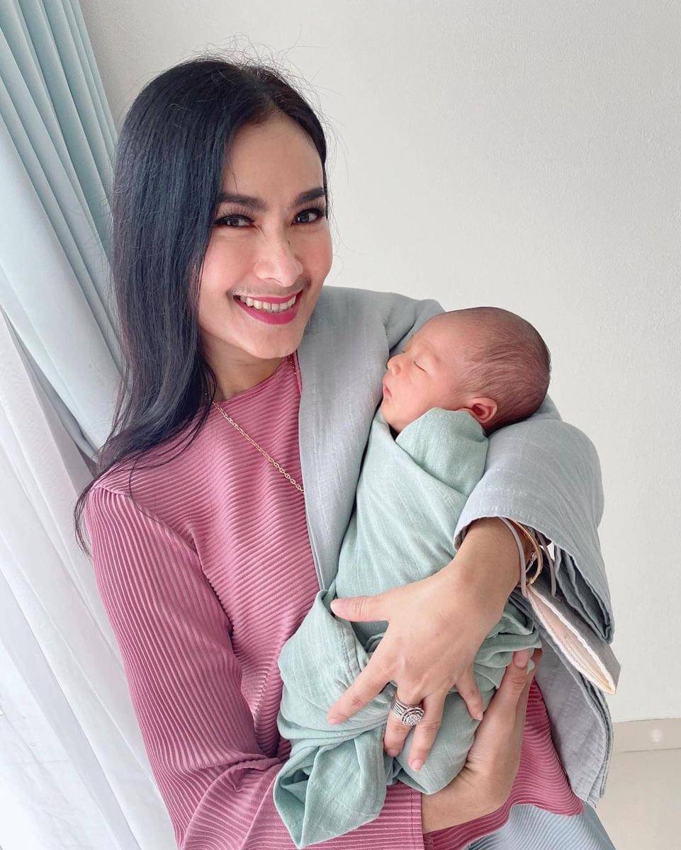 Instagram.com/isdadahlia