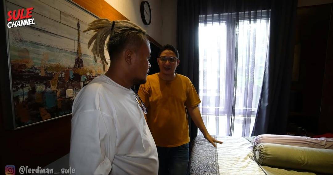 Youtube.com/MicroStrategy INC